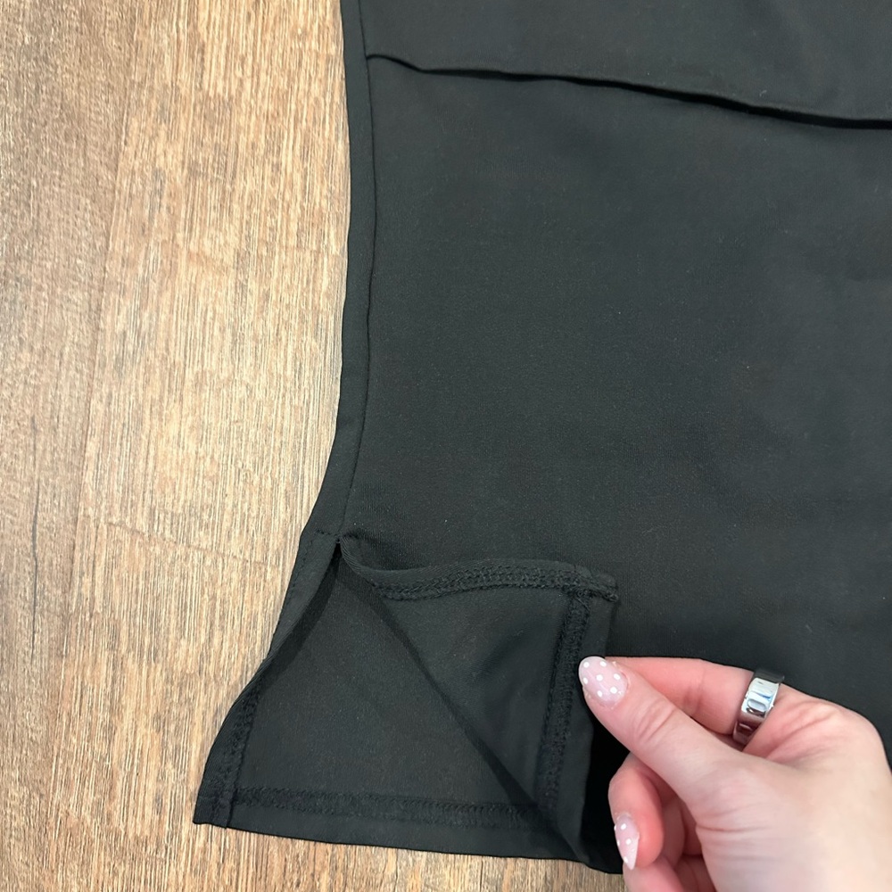 Black Strapless Foldover Tube Top with Side Slits - Picture 3 of 4